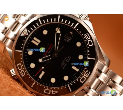 SEAMASTER 300M SWISS ETA 2824 AUTOMATIC STEEL CASE WITH BLACK DIAL AND CERAMIC BEZEL