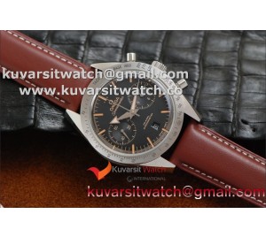 OMEGA SPEEDMASTER MOONWATCH CO-AXIAL ’57 SS CHRONO BLACK DIAL BROWN LEATHER.A9300
